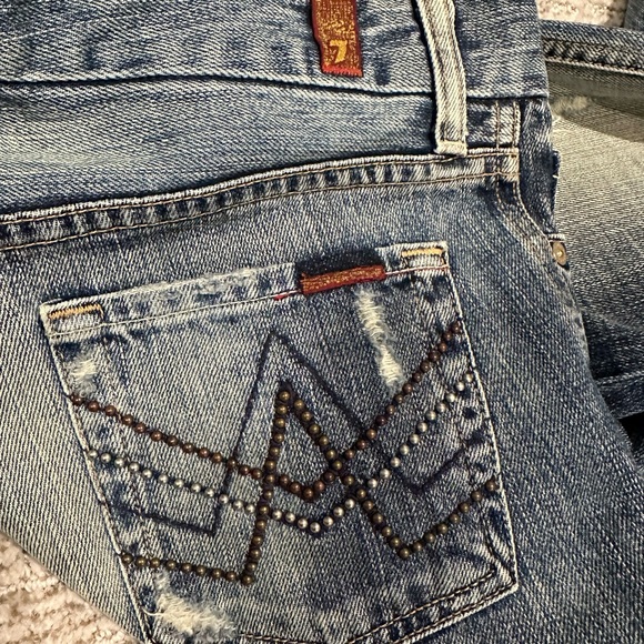 Seven jeans A Pocket with brass studs on A pocket. Size 25 from Nordstroms. - Picture 3 of 8